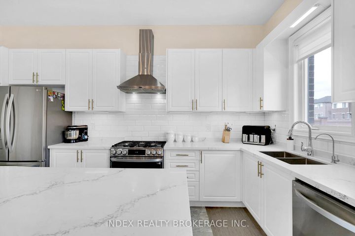 Photo 18 at 199 Granite Ridge Trail, Waterdown, Hamilton