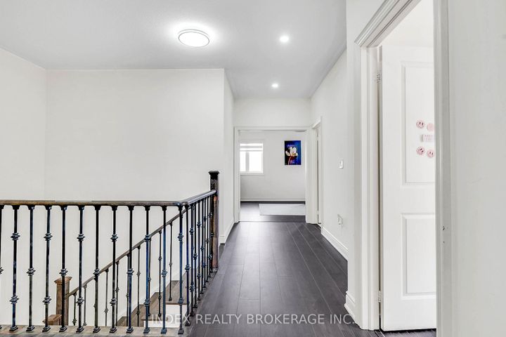 Photo 22 at 199 Granite Ridge Trail, Waterdown, Hamilton