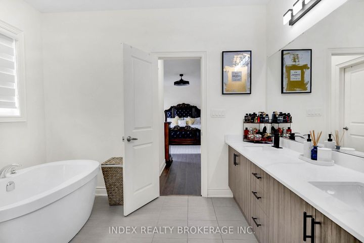 Photo 28 at 199 Granite Ridge Trail, Waterdown, Hamilton