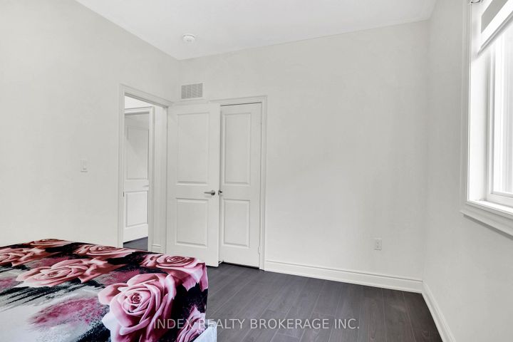 Photo 37 at 199 Granite Ridge Trail, Waterdown, Hamilton