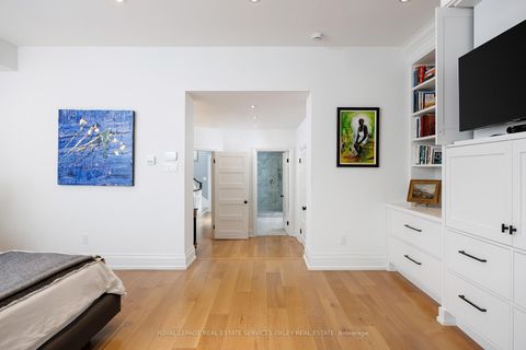 Photo 19 at 39 Albany Avenue, Annex, Toronto