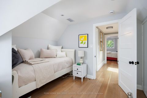 Photo 25 at 39 Albany Avenue, Annex, Toronto