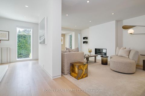 Photo 3 at 5 Edgecombe Avenue, Nortown, Toronto