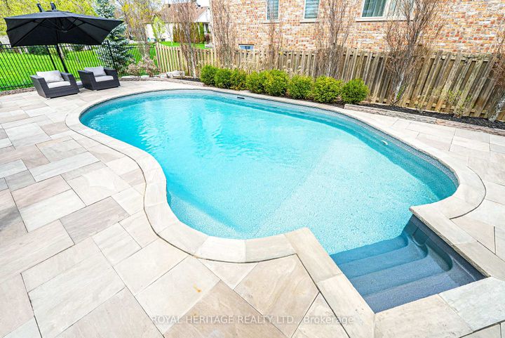 Photo 8 at 5016 Barber Street E, Rural Pickering, Pickering