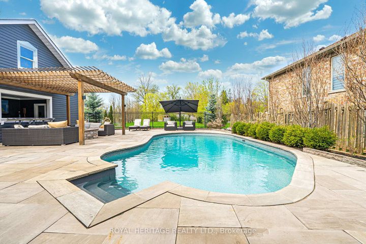 Photo 9 at 5016 Barber Street E, Rural Pickering, Pickering
