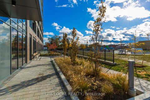 Photo 5 at 904 - 185 Deerfield Road, Central Newmarket, Newmarket