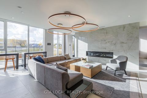 Photo 11 at 904 - 185 Deerfield Road, Central Newmarket, Newmarket