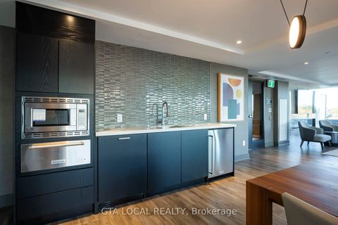 Photo 33 at 904 - 185 Deerfield Road, Central Newmarket, Newmarket