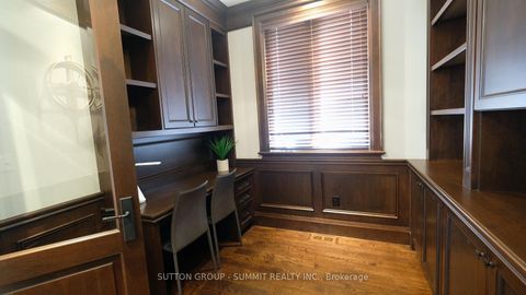 Photo 4 at 533 Cranbrooke Avenue, Nortown, Toronto