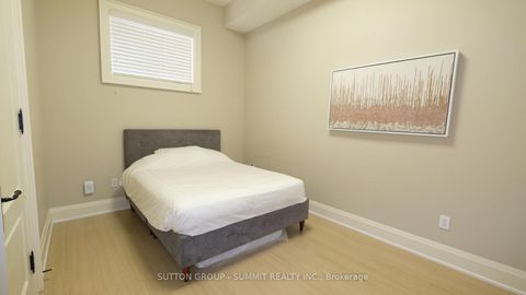 Photo 33 at 533 Cranbrooke Avenue, Nortown, Toronto