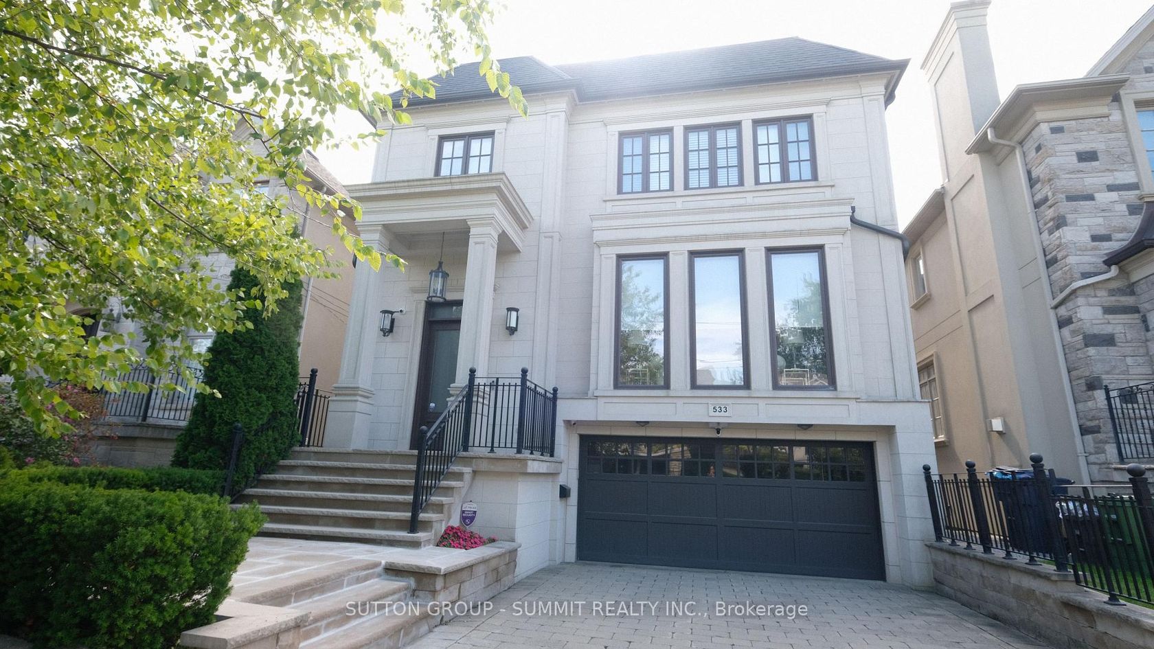 533 Cranbrooke Avenue, Nortown, Toronto 