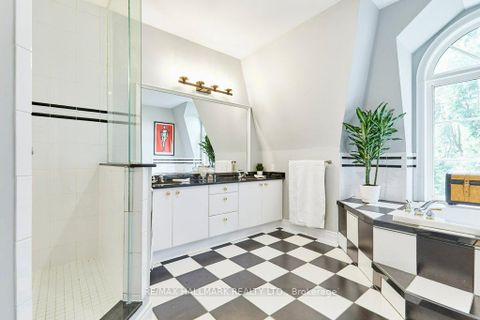 Photo 30 at 85 Taunton Road, Mount Pleasant East, Toronto