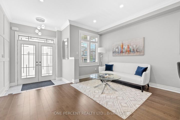 Photo 4 at 107 Avanti Crescent, Waterdown, Hamilton