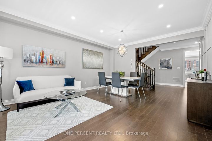 Photo 5 at 107 Avanti Crescent, Waterdown, Hamilton