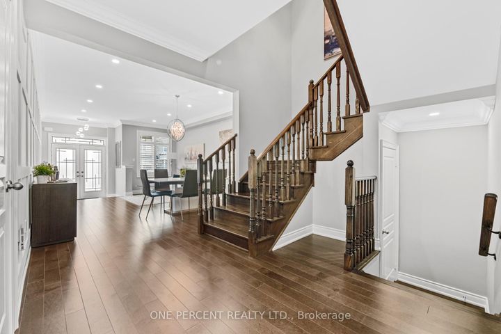 Photo 10 at 107 Avanti Crescent, Waterdown, Hamilton