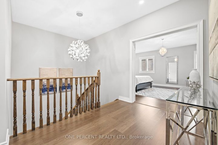 Photo 24 at 107 Avanti Crescent, Waterdown, Hamilton