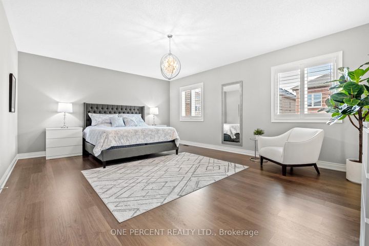 Photo 26 at 107 Avanti Crescent, Waterdown, Hamilton