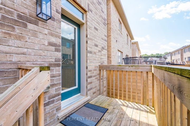 Photo 40 at 107 Avanti Crescent, Waterdown, Hamilton