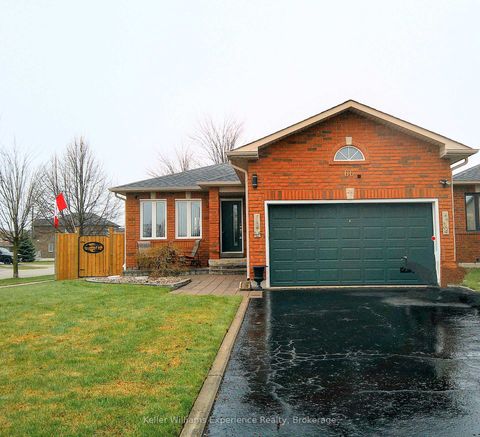 Photo 1 at 66 Coleman Drive, Edgehill Drive, Barrie Photo 1 at 66 Coleman Drive, Edgehill Drive, Barrie