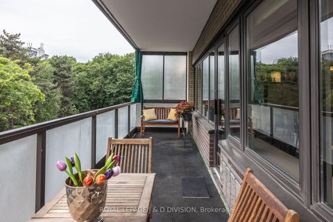Photo 10 at 201 - 120 Rosedale Valley Road, Moore Park, Toronto
