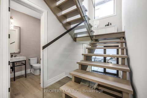 Photo 15 at 8 Manor Haven Road, Lawrence, Toronto