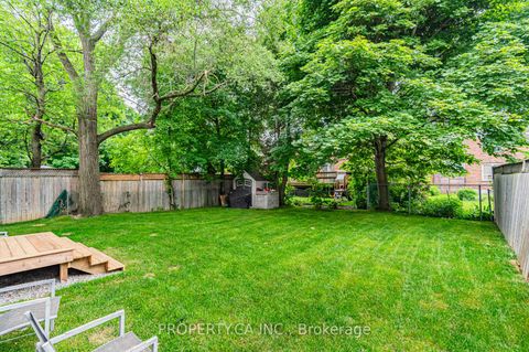 Photo 36 at 8 Manor Haven Road, Lawrence, Toronto