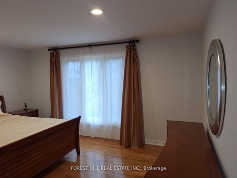 Photo 5 at 429 Connaught Avenue, Newtonbrook West, Toronto