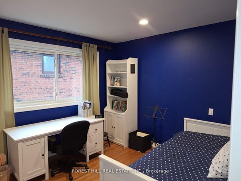 Photo 8 at 429 Connaught Avenue, Newtonbrook West, Toronto