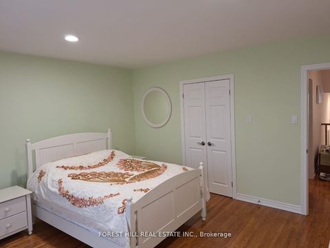 Photo 10 at 429 Connaught Avenue, Newtonbrook West, Toronto
