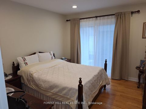 Photo 13 at 429 Connaught Avenue, Newtonbrook West, Toronto