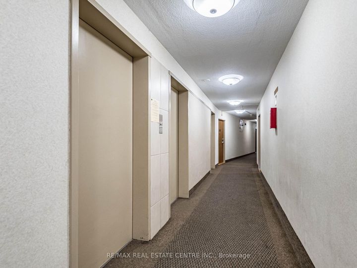 Photo 2 at 1515 - 50 Mississauga Valley Boulevard, Mississauga Valleys, Mississauga