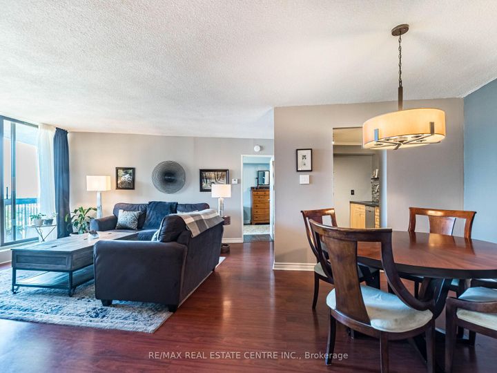 Photo 8 at 1515 - 50 Mississauga Valley Boulevard, Mississauga Valleys, Mississauga