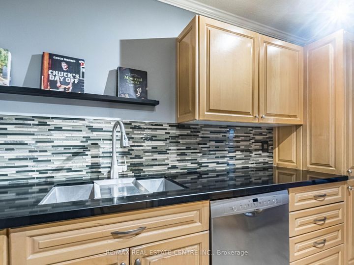 Photo 21 at 1515 - 50 Mississauga Valley Boulevard, Mississauga Valleys, Mississauga