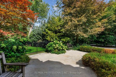 Photo 7 at 16 Kingsway Crescent, Kingsway South, Toronto