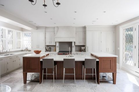 Photo 22 at 16 Kingsway Crescent, Kingsway South, Toronto Photo 22 at 16 Kingsway Crescent, Kingsway South, Toronto