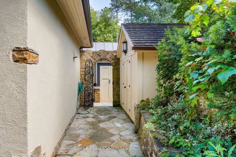 Photo 27 at 16 Kingsway Crescent, Kingsway South, Toronto