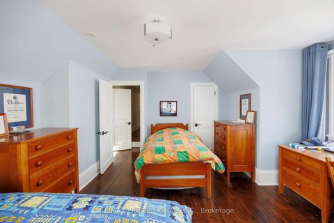 Photo 43 at 16 Kingsway Crescent, Kingsway South, Toronto Photo 43 at 16 Kingsway Crescent, Kingsway South, Toronto