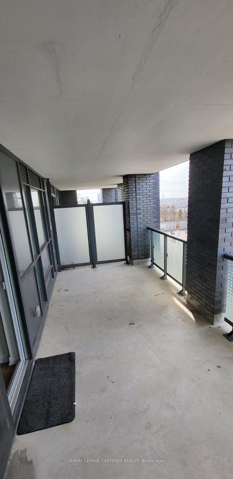 Photo 11 at 314 - 30 Samuel Wood Way, City Centre West, Toronto