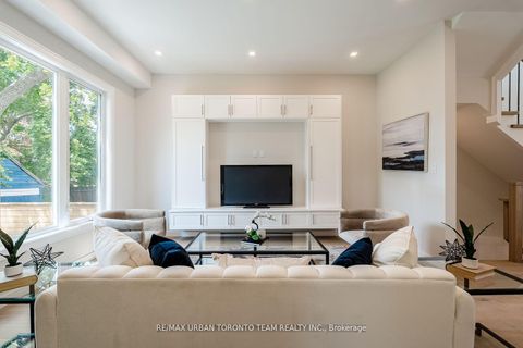 Photo 11 at 26 Kalmar Avenue, Cliffside, Toronto