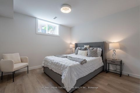 Photo 31 at 26 Kalmar Avenue, Cliffside, Toronto