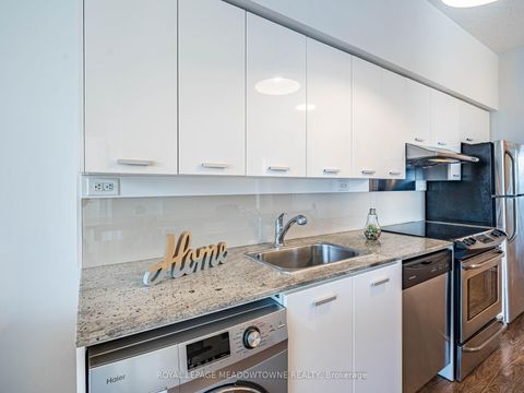 Photo 7 at 1909 - 33 Singer Court, Bayview Village, Toronto