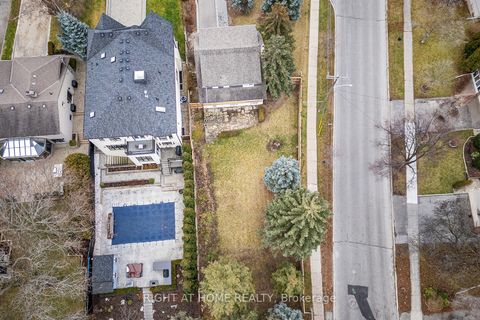 Photo 3 at 190 Northwood Drive, Newtonbrook East, Toronto