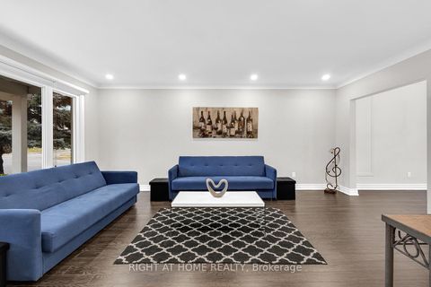 Photo 8 at 190 Northwood Drive, Newtonbrook East, Toronto
