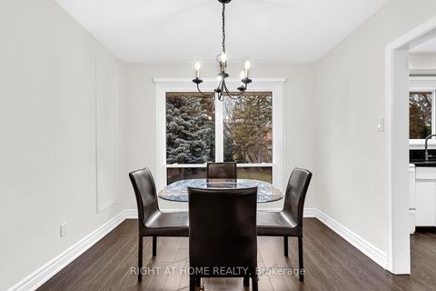 Photo 12 at 190 Northwood Drive, Newtonbrook East, Toronto