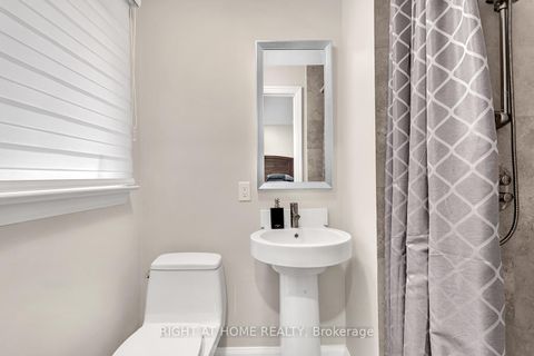 Photo 26 at 190 Northwood Drive, Newtonbrook East, Toronto