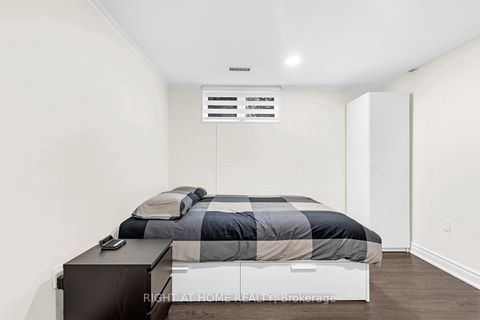 Photo 30 at 190 Northwood Drive, Newtonbrook East, Toronto