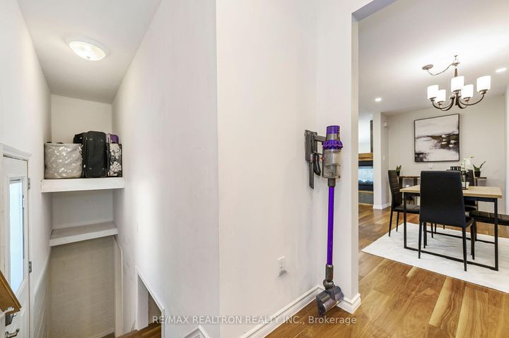 Photo 26 at 5472 Randolph Crescent, Appleby, Burlington