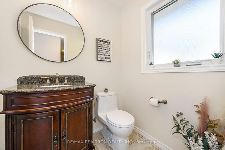 Photo 27 at 5472 Randolph Crescent, Appleby, Burlington