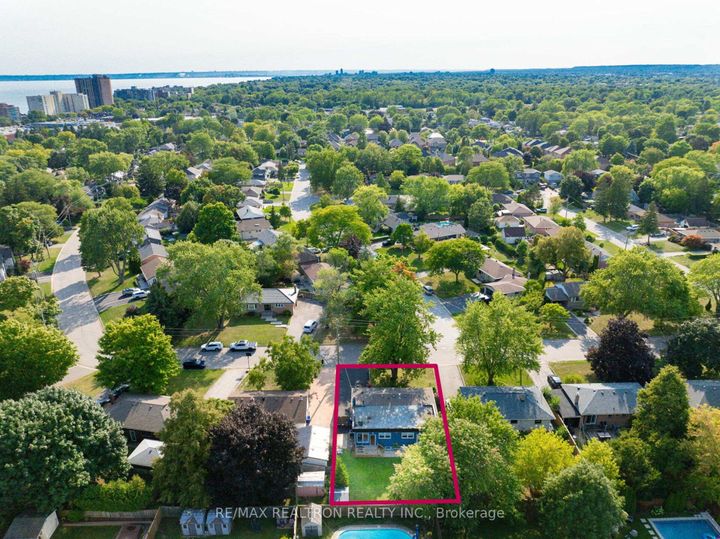 Photo 49 at 5472 Randolph Crescent, Appleby, Burlington