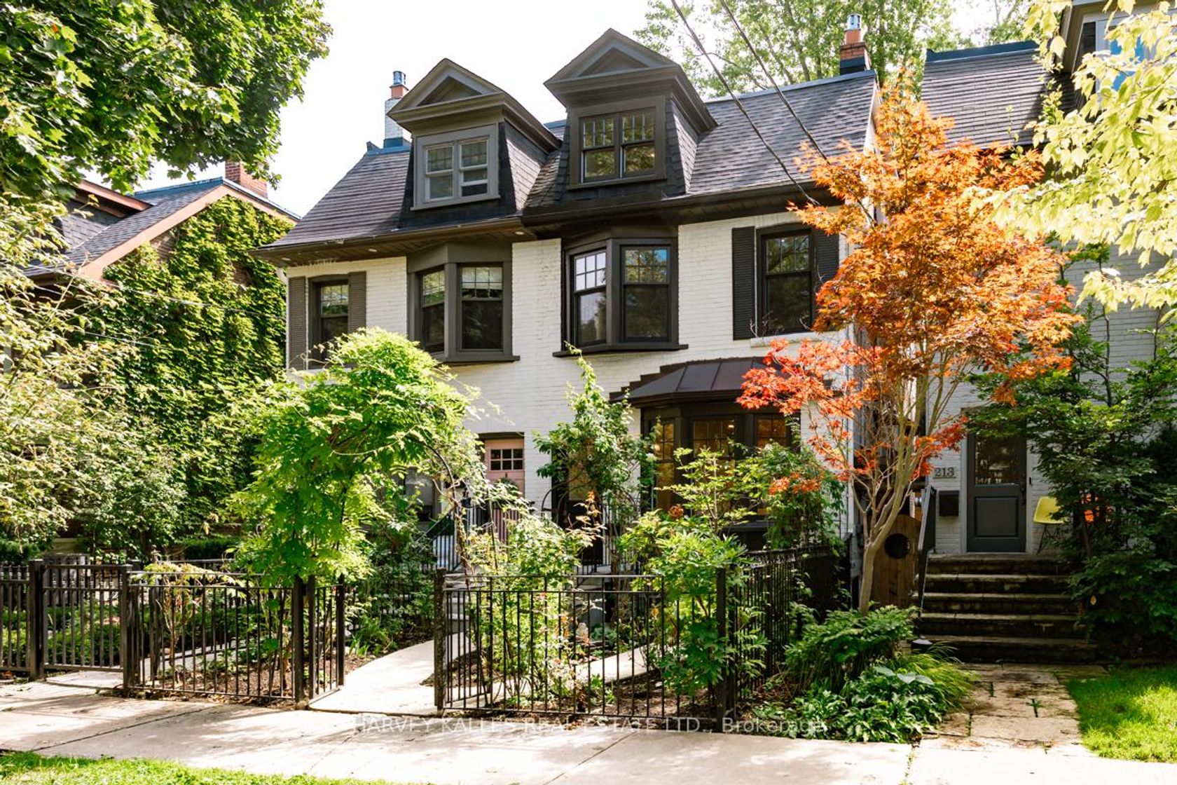 211 Cottingham Street, Casa Loma, Toronto 
